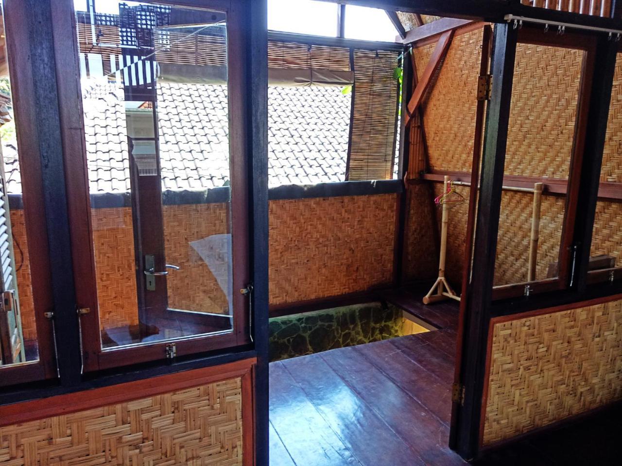 Suandi House Bed & Breakfast อูบุด ภายนอก รูปภาพ